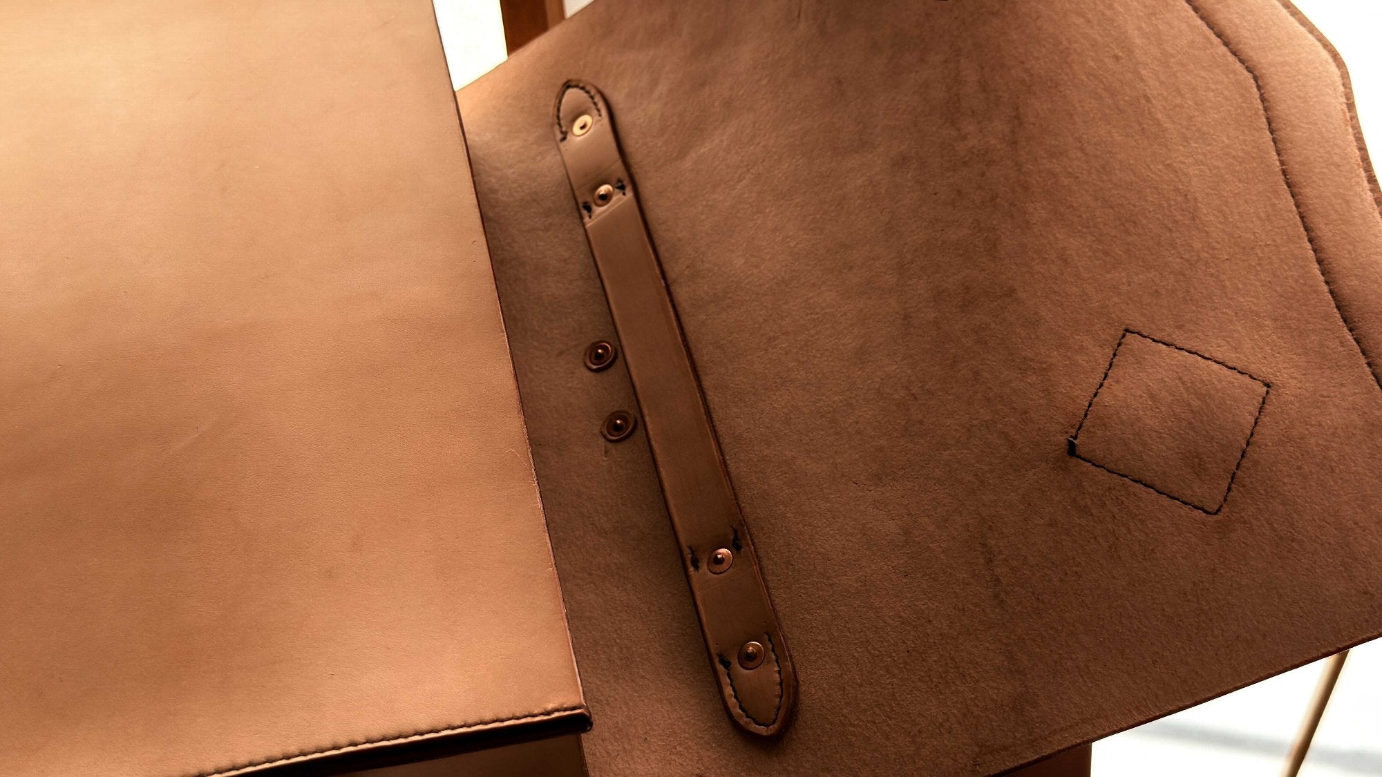 YVN 221-Satchel Bag “Studio Prototype”