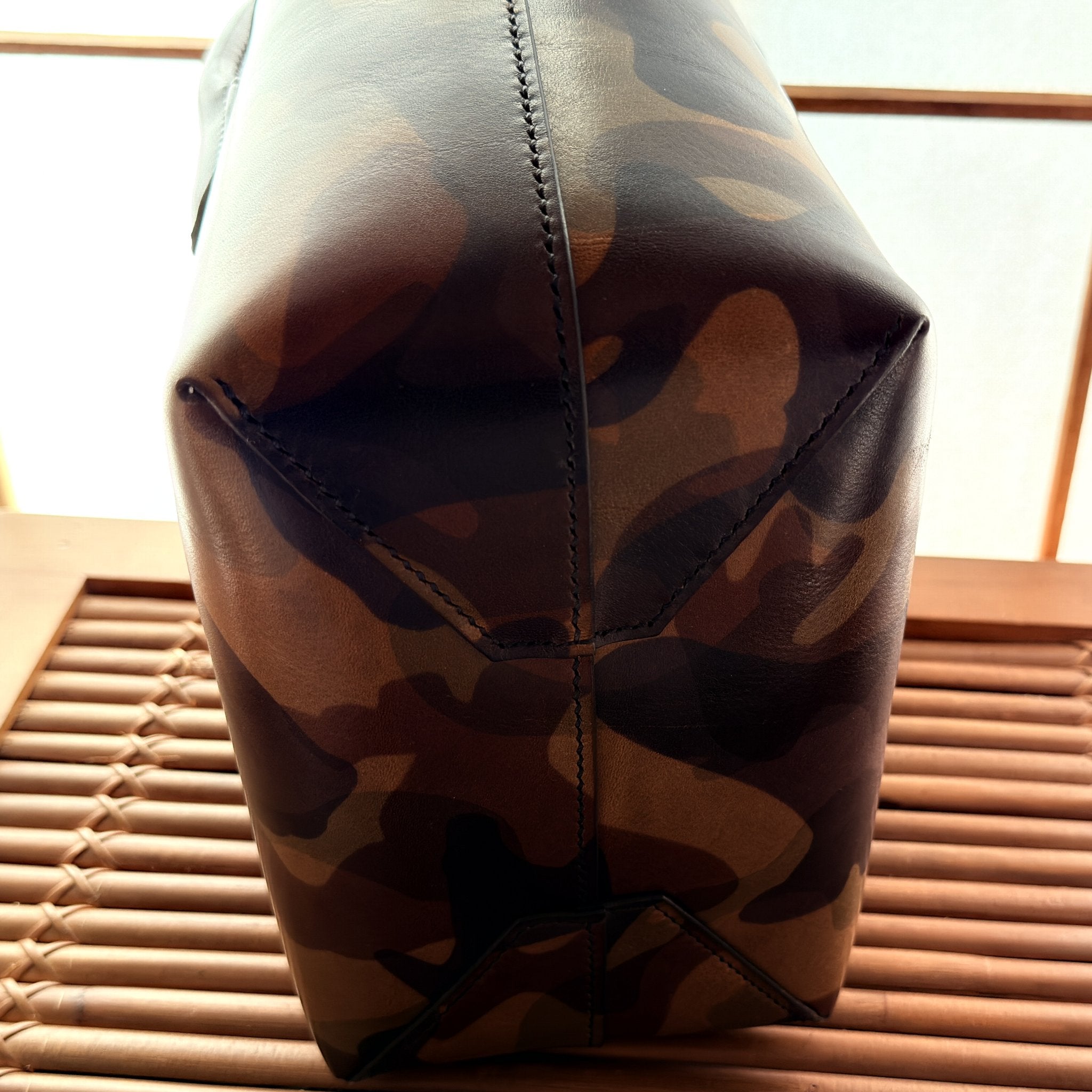 YVN 112-Golf Cart Bag “Japanese golf-inspired organization”